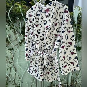 Hello Kitty Cozy White Robe with Pink and Blue Details